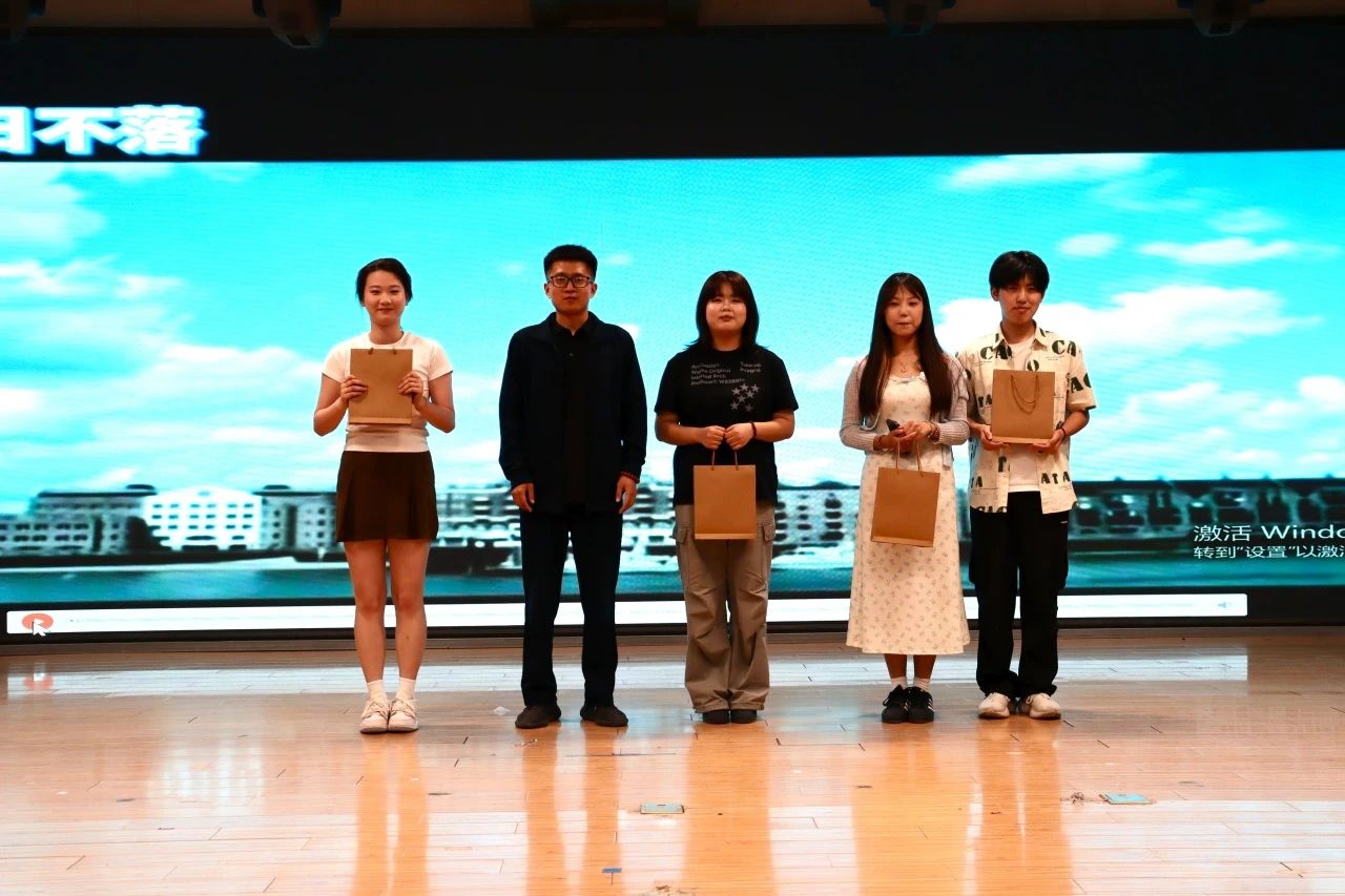 米乐mile官方网站||教育学院||“花始盛开，舞育跃迁”第二届啦啦操大赛决赛圆满结束！