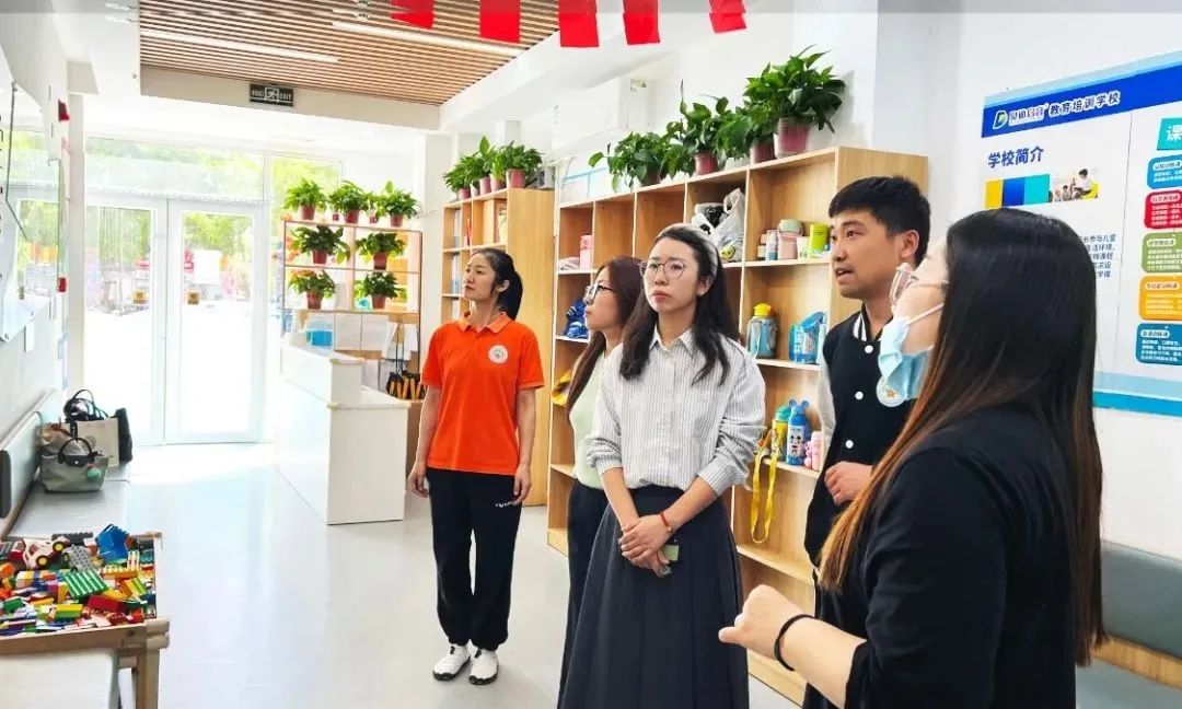 米乐mile官方网站‖教育学院‖探访贝佳感统儿童会馆，开启深度合作新篇章