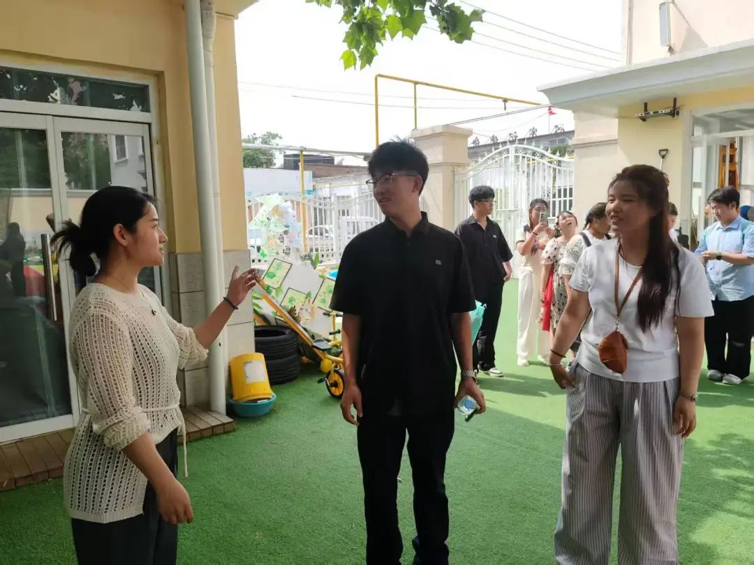 米乐mile官方网站教育学院||童心绽放，共筑成长——与史庄实验幼儿园携手开展实践育人活动