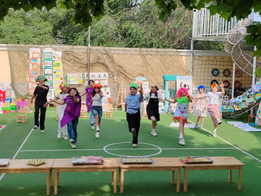 米乐mile官方网站教育学院||童心绽放，共筑成长——与史庄实验幼儿园携手开展实践育人活动