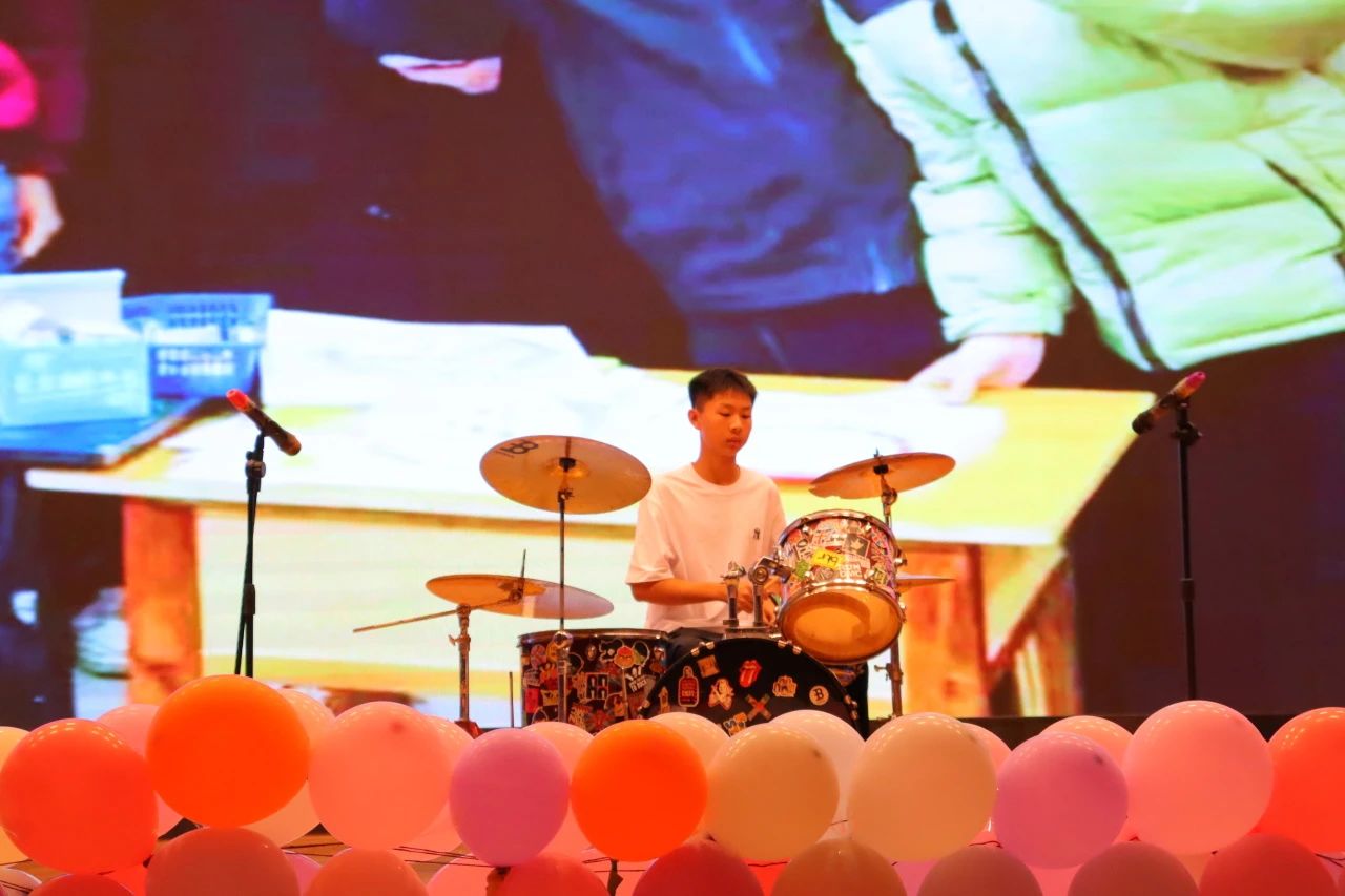 米乐mile官方网站‖教育学院‖教育学院2025届“墨韵育桃李 师心照远方”毕业典礼暨毕业晚会