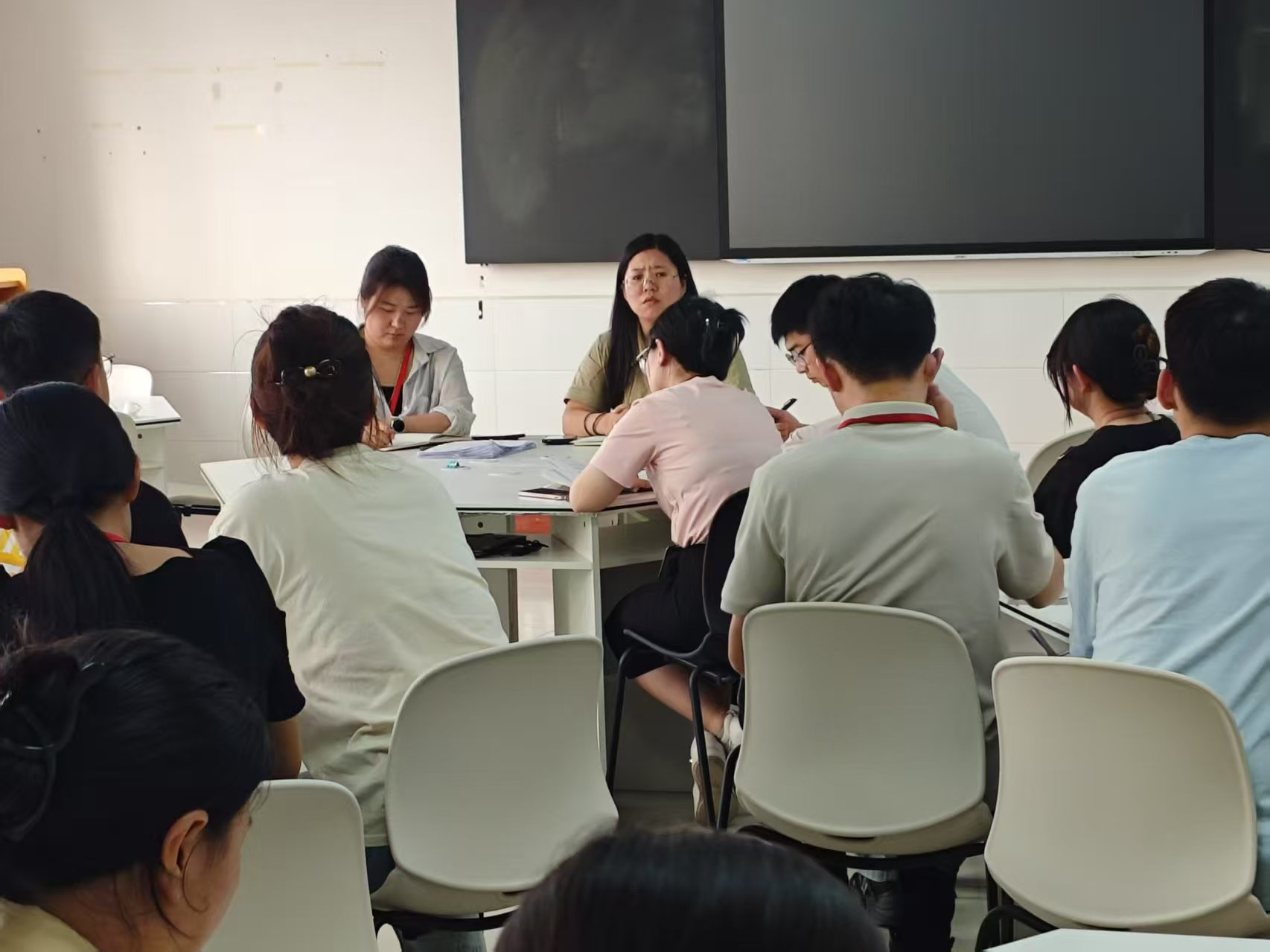 米乐mile官方网站||教育学院||探研赋能，育心铸才——辅导员培训会