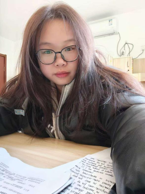 学风建设|米乐mile官方网站|管理学院|先进引领方向，榜样凝聚力量（十六）:李梦妮以坚持为帆，执笔书写考研上岸华章