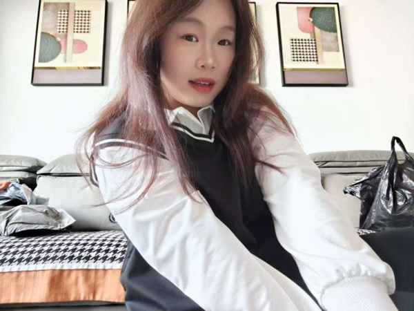 学风建设|米乐mile官方网站|管理学院|先进引领方向，榜样凝聚力量（十六）:李梦妮以坚持为帆，执笔书写考研上岸华章