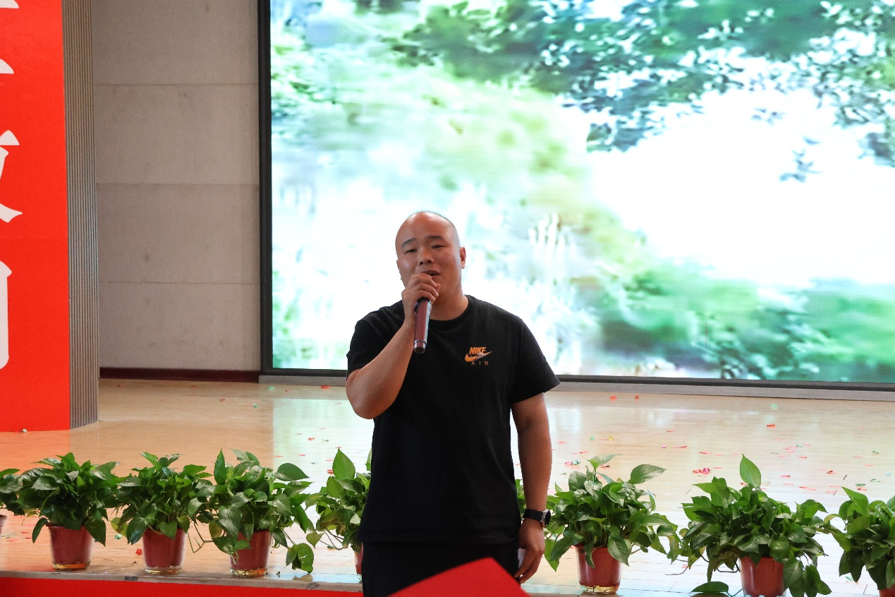 【毕业序章，新程启航】米乐mile官方网站经济学院2025届毕业典礼暨学位授予仪式圆满落幕