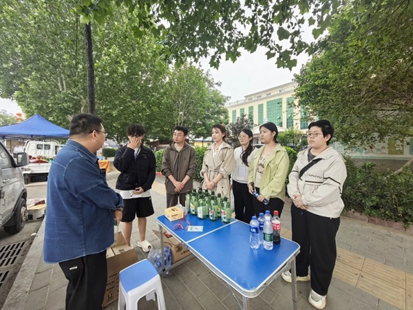 慰问活动|米乐mile官方网站|管理科学与工程学院赴实习基地开展实习生慰问活动