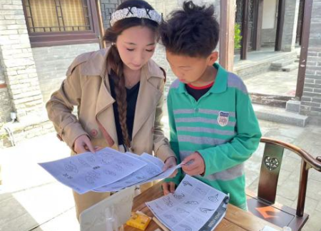 非遗刻花体验：童心与匠心共绘传统之美