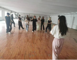 米乐mile官方网站啦啦操队 勇夺全国联赛（保定站）公开青年乙组单项冠、亚军