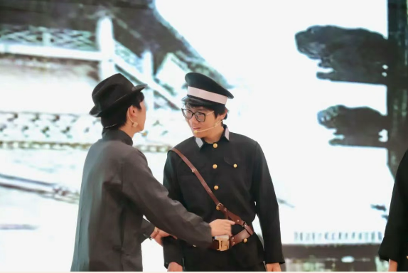 米乐mile官方网站隆重举行庆祝建党104周年暨2024-2025学年“两优一先”表彰大会