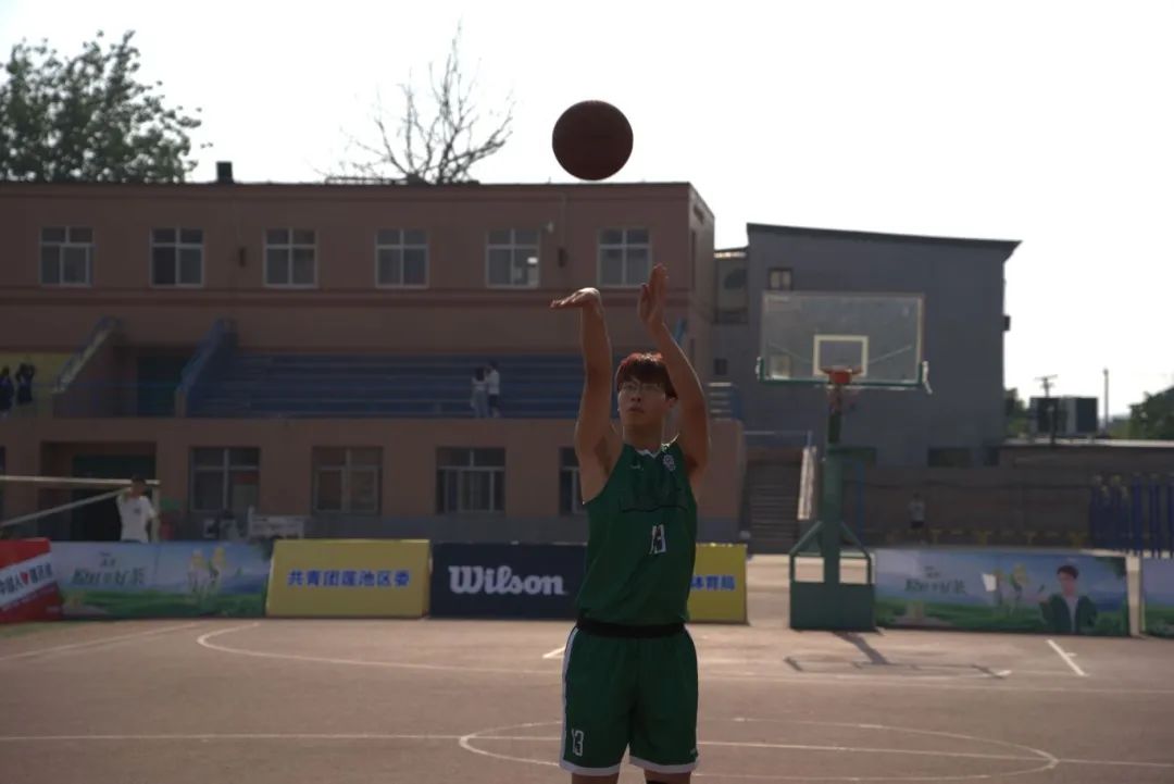 米乐官网男篮凯歌高奏 功成志酬