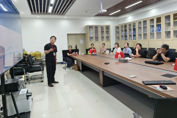 米乐mile官方网站经济学院骨干教师磨课圆满举行