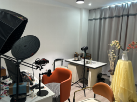 米乐mile官方网站艺术学院 积极访企拓岗为学生开拓就业渠道