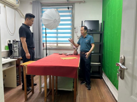 米乐mile官方网站艺术学院 积极访企拓岗为学生开拓就业渠道