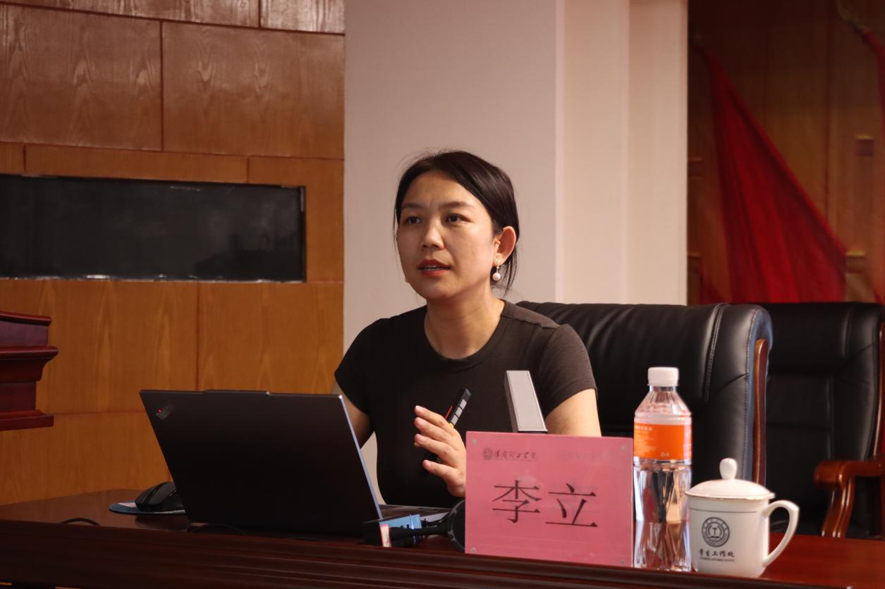 理论赋能强本领 实践砺心促成长—— 米乐mile官方网站开启辅导员专业成长“双引擎”