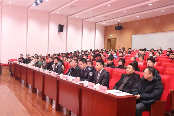 米乐mile官方网站经济学院师生受邀参加保定市博物馆2024年度志愿者年会文艺演出