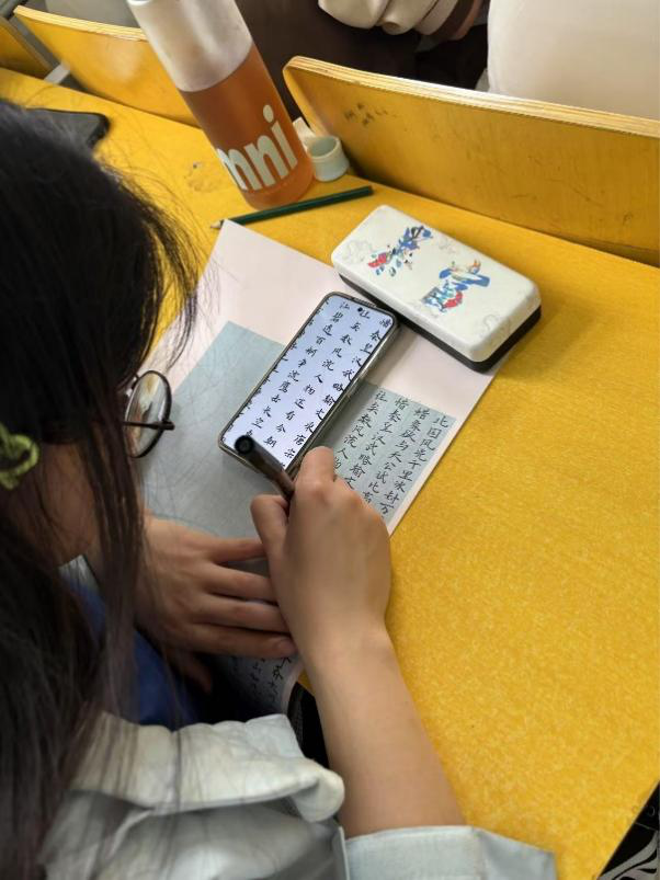 米乐mile官方网站教育学子在 “燕赵杯” 成语典故主题书画篆刻大赛中喜获佳绩