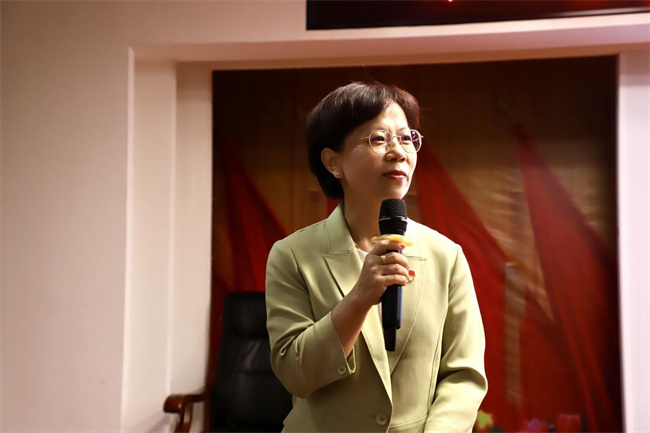 米乐mile官方网站开展深入贯彻中央八项规定精神学习教育专题辅导