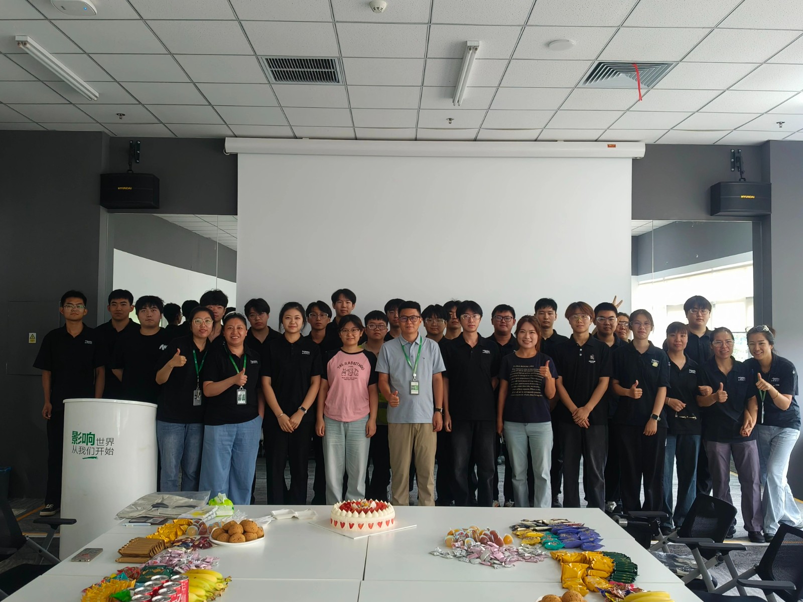 我院暑期实习生参与施耐德（北京）低压电器有限公司优秀实习生分享会 共汲经验促成长