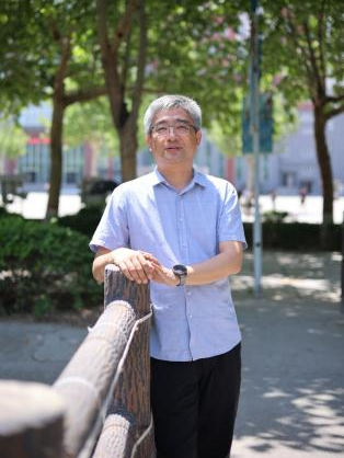 喜报|米乐官网省级教学名师+1！冀松教授获评2025年度河北省本科教学名师