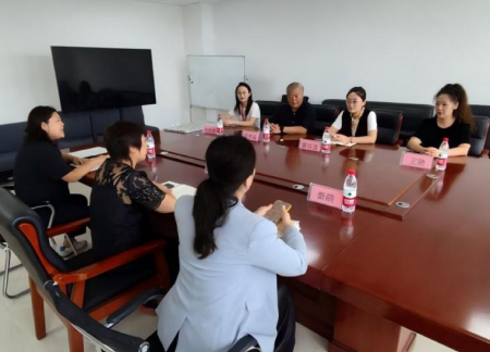 校企共建实习基地 协同培育传媒人才 米乐mile官方网站艺术学院教师团队走访保定新闻传媒中心