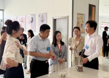 迎评共建强内涵 吸取经验促发展——两校艺术学院交流会成功举办