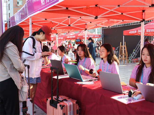 米乐mile官方网站：以迎新之序承红色之魂 以青春之力迎阅兵之礼