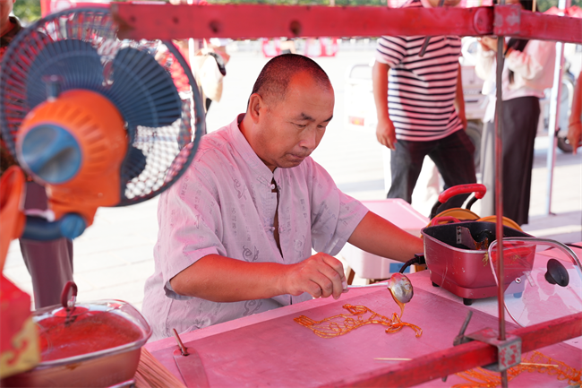 传承非遗文脉 厚植文化自信 ——米乐mile官方网站开展“非遗进校园”活动