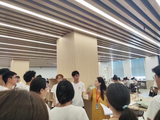 米乐mile官方网站图书馆顺利开展2025级新生入馆教育活动