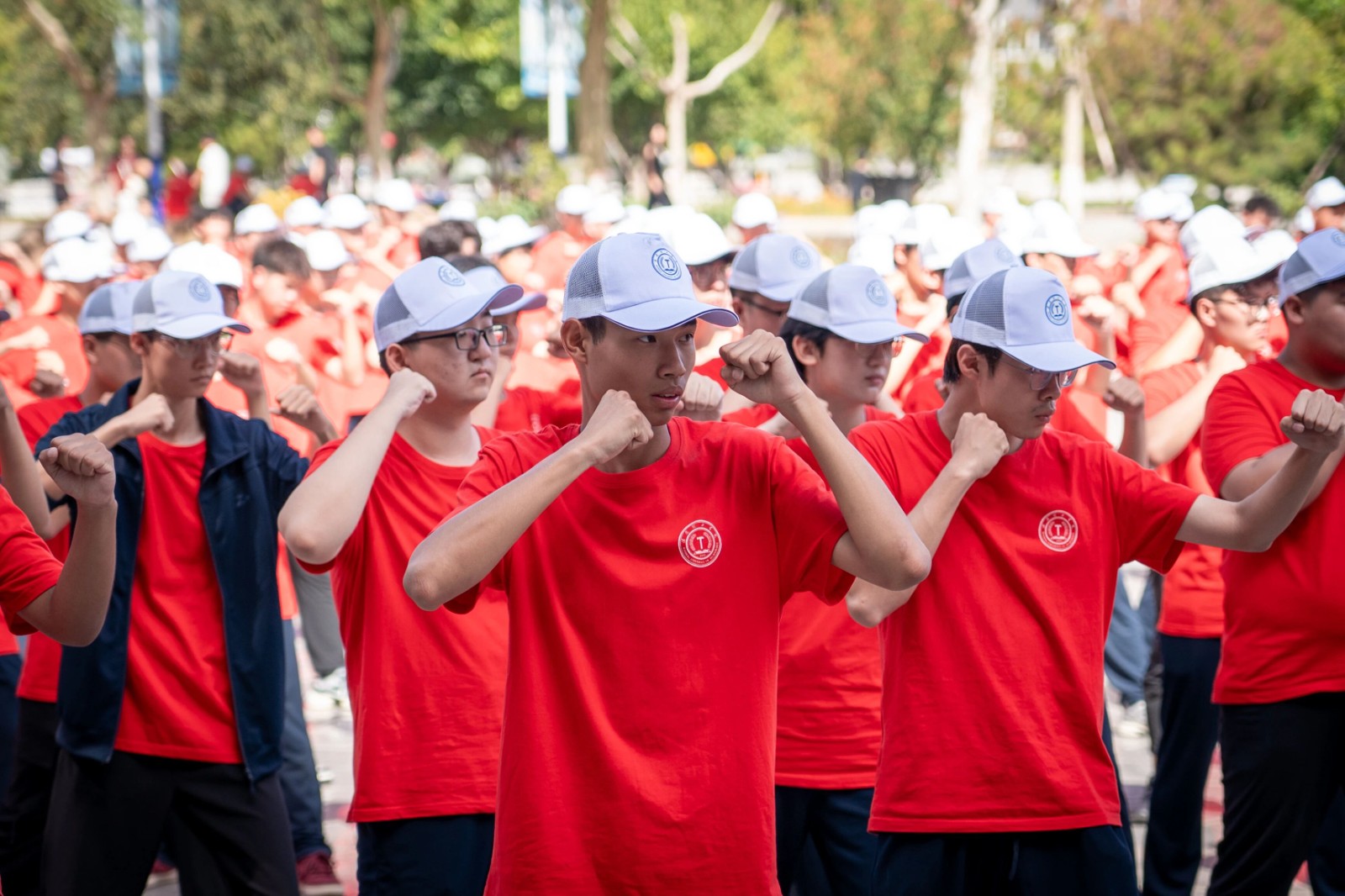 青春淬锋芒 拳拳展担当 ——我院2025级新生军训军体拳训练风采