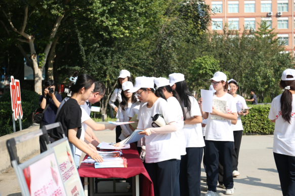 保定市民宗局梁丽敏局长一行到米乐mile官方网站开展铸牢主题宣教活动