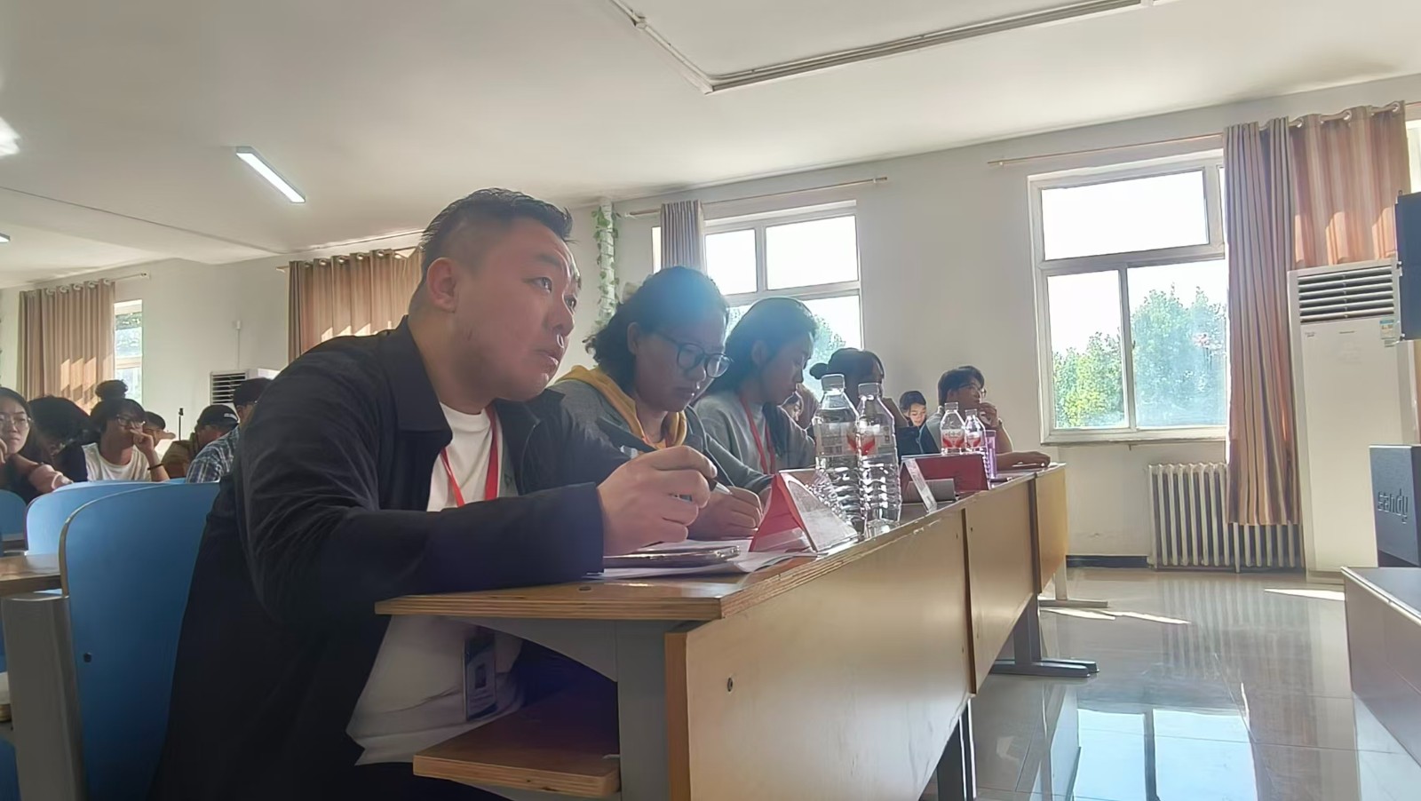 实战砺能 赛场促学——米乐官网中华职教创新创业大赛圆满落幕