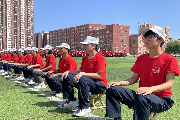 汗水淬炼青春，蜕变彰显担当——米乐mile官方网站经济学院新生军训变化(上)