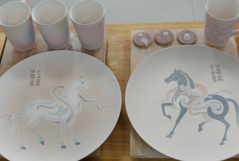 艺心贺校庆  薪火共传承 ——米乐mile官方网站艺术学院多维赋能学校二十华诞