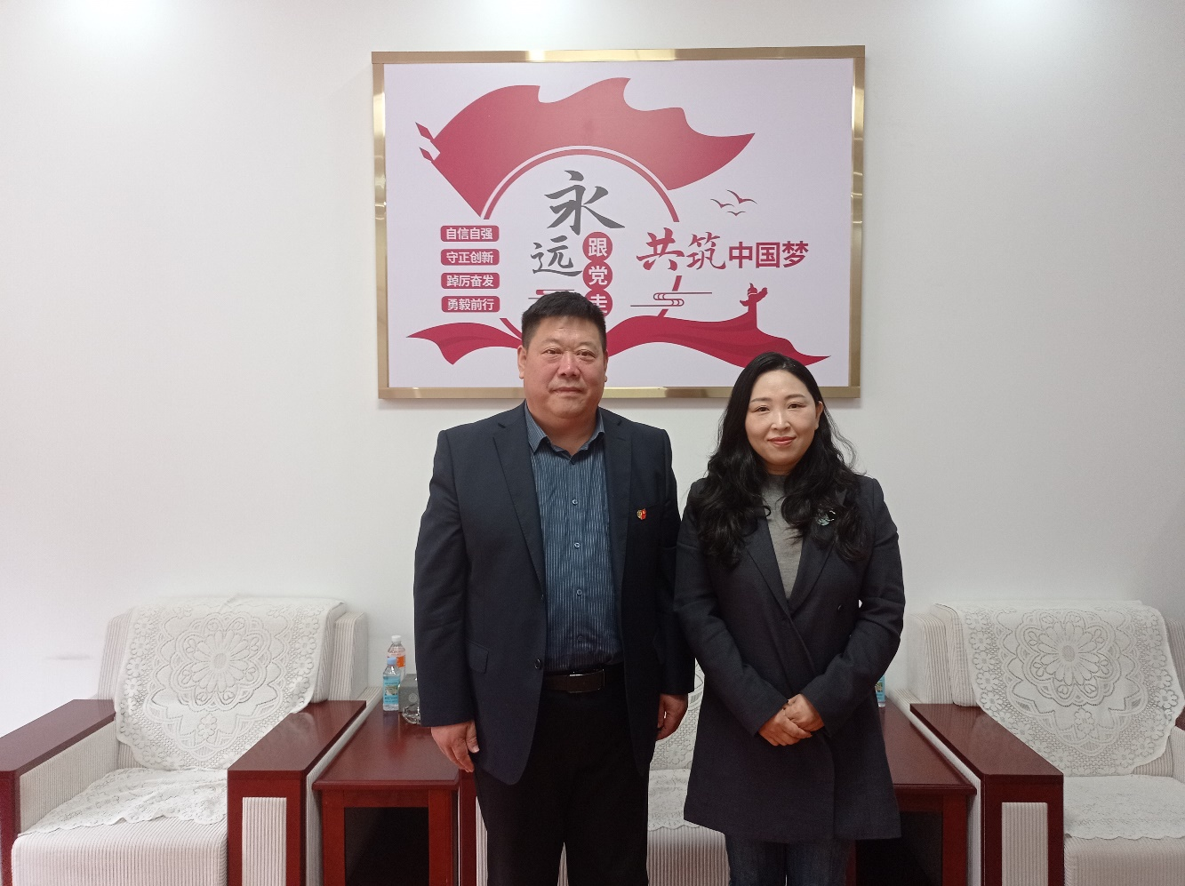 民盟保定市委专职副主委王卓一行到访米乐官网