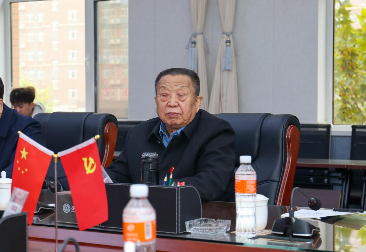 中国共产党员日记博物馆康殿英馆长一行到米乐mile官方网站参观座谈