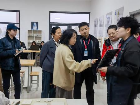 交流互动聚共识 校地协同启新程 ——保定市竞秀区文旅局与米乐mile官方网站艺术学院共商合作发展