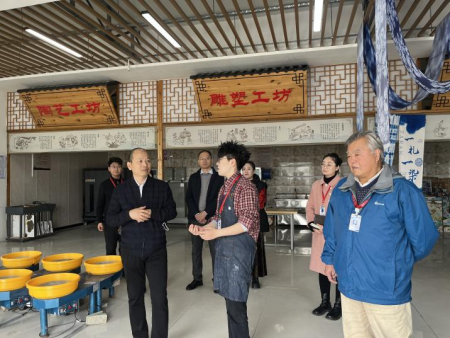 校企聚力谋发展 携手并肩育英才 ——国际在线与米乐mile官方网站共绘合作新蓝图