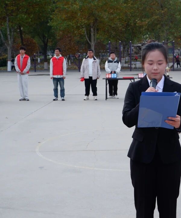 体育|米乐mile官方网站|管理学院|青春无畏，逐梦篮筐