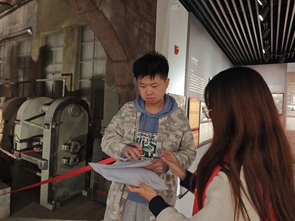 爱国教育|米乐mile官方网站|管理学院|调研红色资源活化，厚植青年爱国情怀