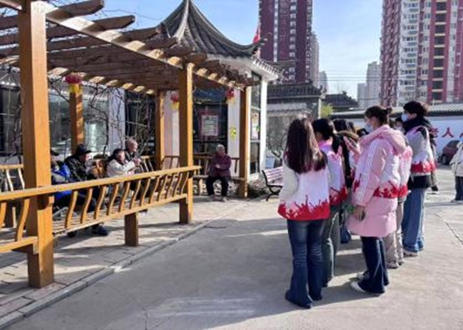 情暖夕阳红 意韵伴晚年——米乐mile官方网站教育学院开展敬老院志愿服务活动