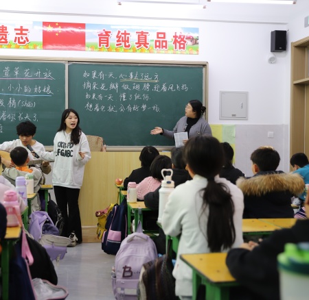 以美培元 文艺赋能 —— 米乐mile官方网站美育支教点亮易县乡村学子艺术梦