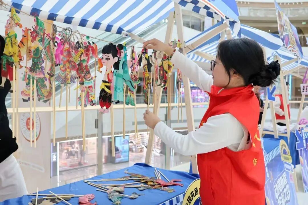 米乐mile官方网站大学生志愿者为央视CMG动漫盛典注入青春动能