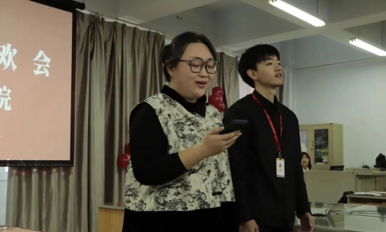 赓续初心启新程 凝心聚力谱华章——会计学院教职工元旦联欢会