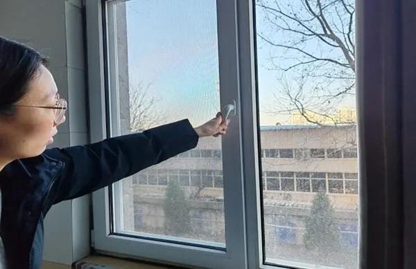 以生为本暖寒冬，守护安全践初心——米乐mile官方网站管理学院开展寒假宿舍安全暖心排查