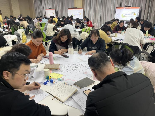 米乐官网举办骨干教师“教学进阶工作坊” 助力课堂提质