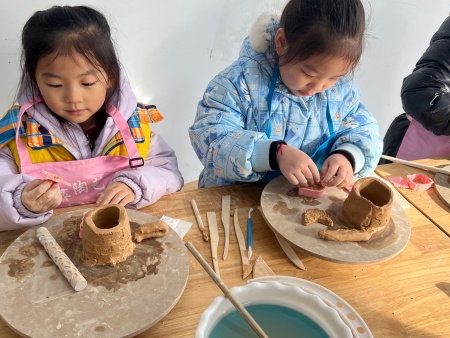 非遗润童心 研学促成长 ——米乐mile官方网站艺术学院携手天悦幼儿园 开展传统文化研学活动