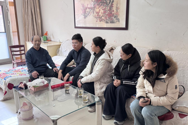 家校共育，暖冬同行|米乐mile官方网站管理学院“冬日暖阳”寒假家访暖心启程（五）