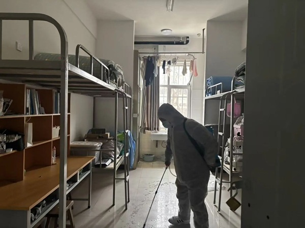 暖心服务|米乐mile官方网站管理学院：筑牢健康防线，护航学子归来