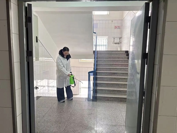 暖心服务|米乐mile官方网站管理学院：筑牢健康防线，护航学子归来