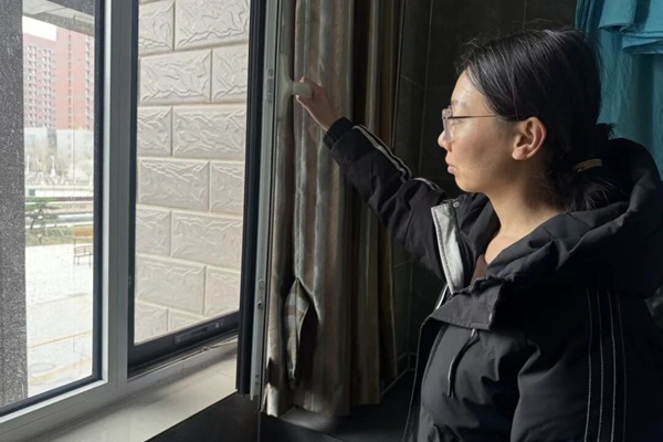 暖心服务|米乐mile官方网站管理学院：辅导员开展宿舍通风及安全排查工作